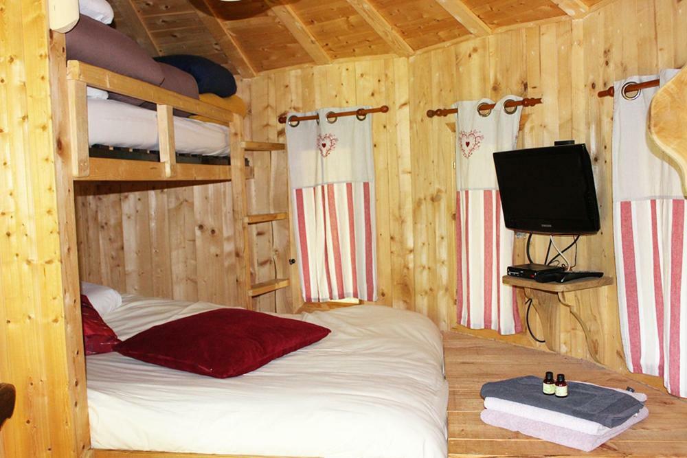 Domaine De Syam - Gites, Chambres D'Hotes & Cabanes Kültér fotó